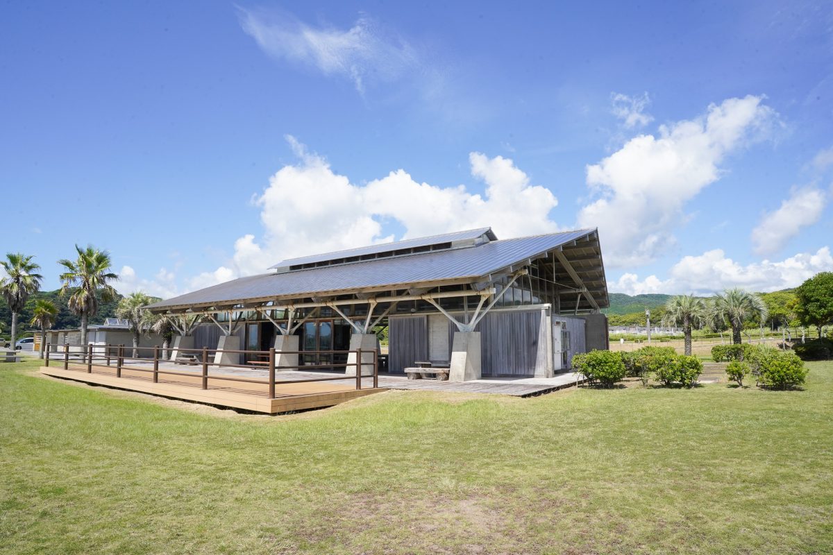 SUNLIFECOFFEEWAVES._外観