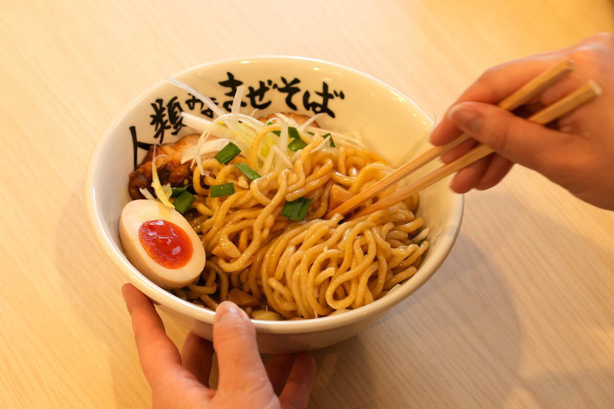 人類みなまぜそば